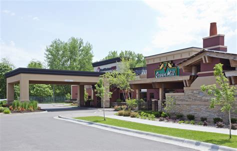 motels shoreview mn.